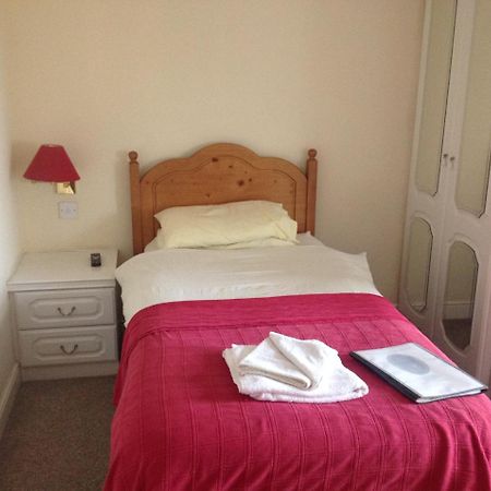 Highgrove Guest House Bolton Bagian luar foto
