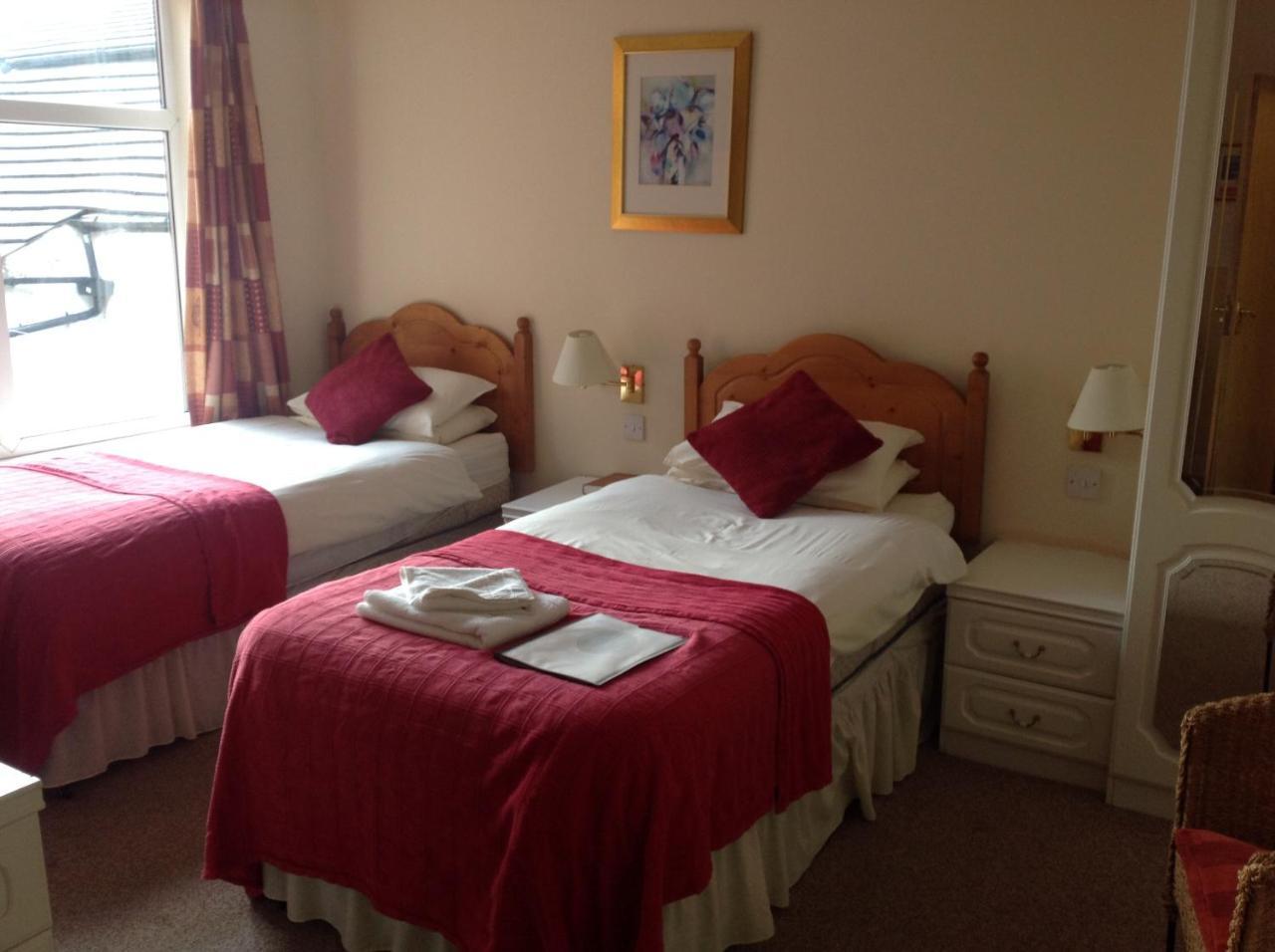 Highgrove Guest House Bolton Bagian luar foto